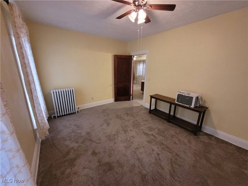 30 Youtz Avenue, Akron, OH 44301 Photo 3
