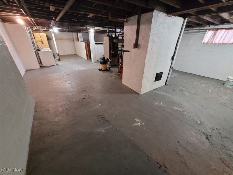 30 Youtz Avenue, Akron, OH 44301 Photo 31