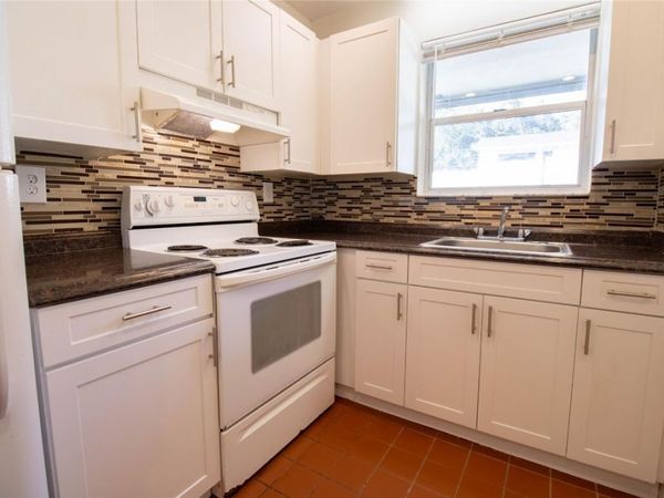 400 Charley Avenue, Unit 5, Fort Lauderdale, FL 33312