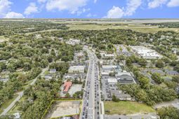 889 Folly Road photo 4