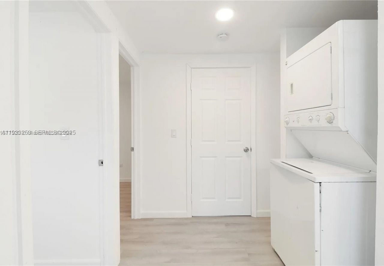 1927 Windsor Ave , West Palm Beach, FL 33407 Photo