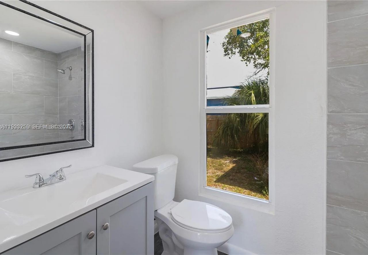 1927 Windsor Ave , West Palm Beach, FL 33407 Photo