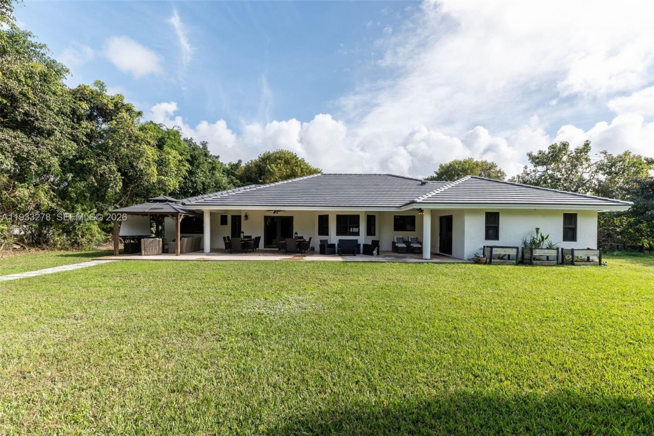 27260 SW 167th Ct, Homestead, FL 33031 Photo