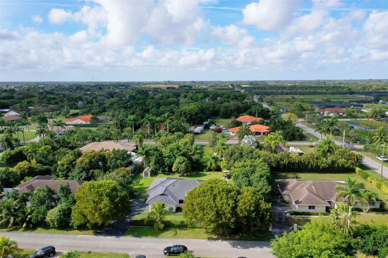 27260 SW 167th Ct, Homestead, FL 33031 Photo