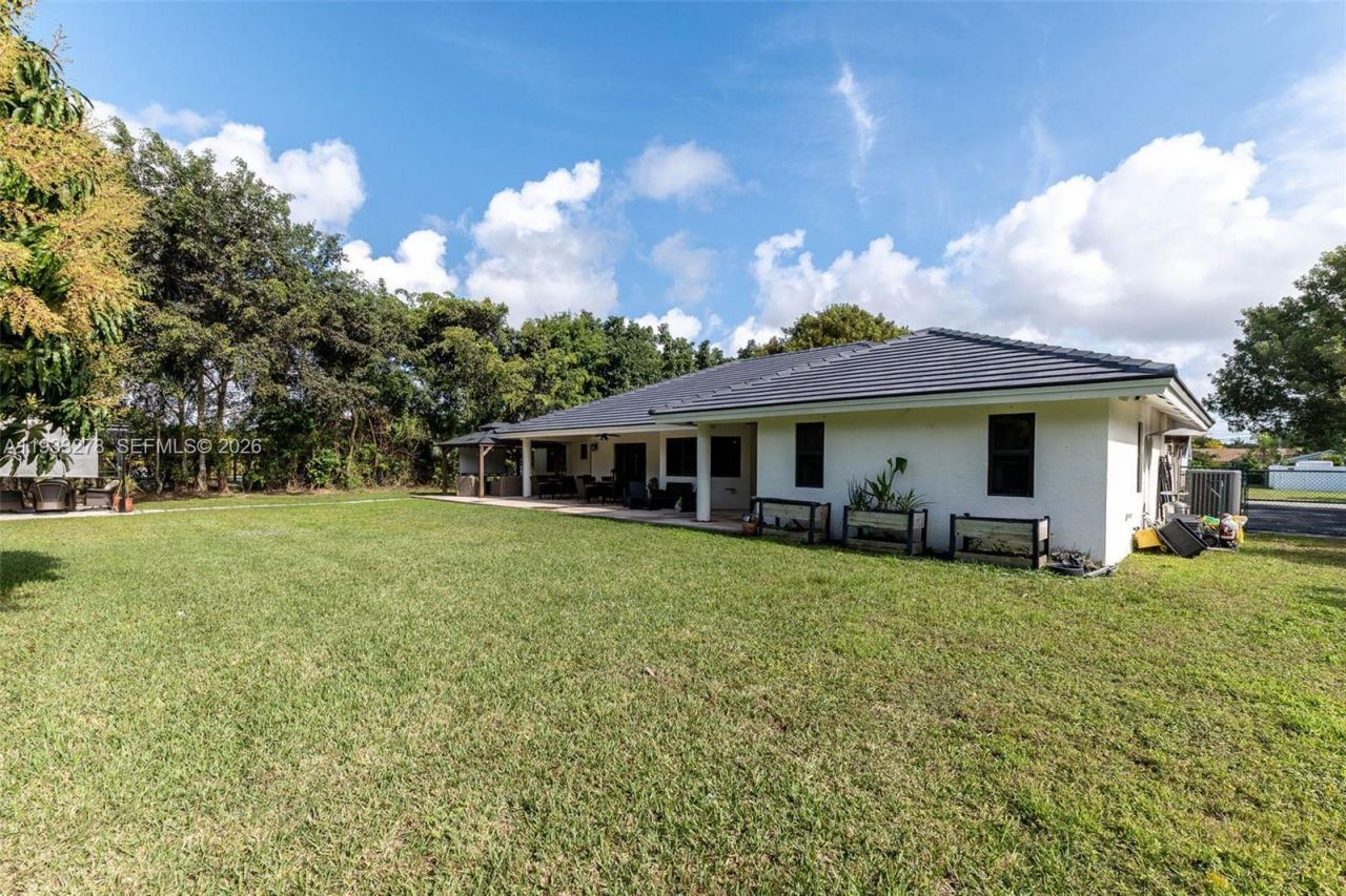 27260 SW 167th Ct, Homestead, FL 33031 Photo