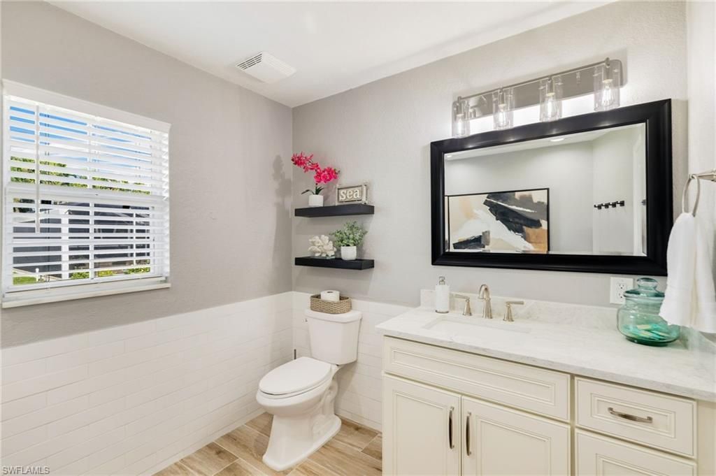 3710 SE 21st Ave, Cape Coral, FL 33904 Photo