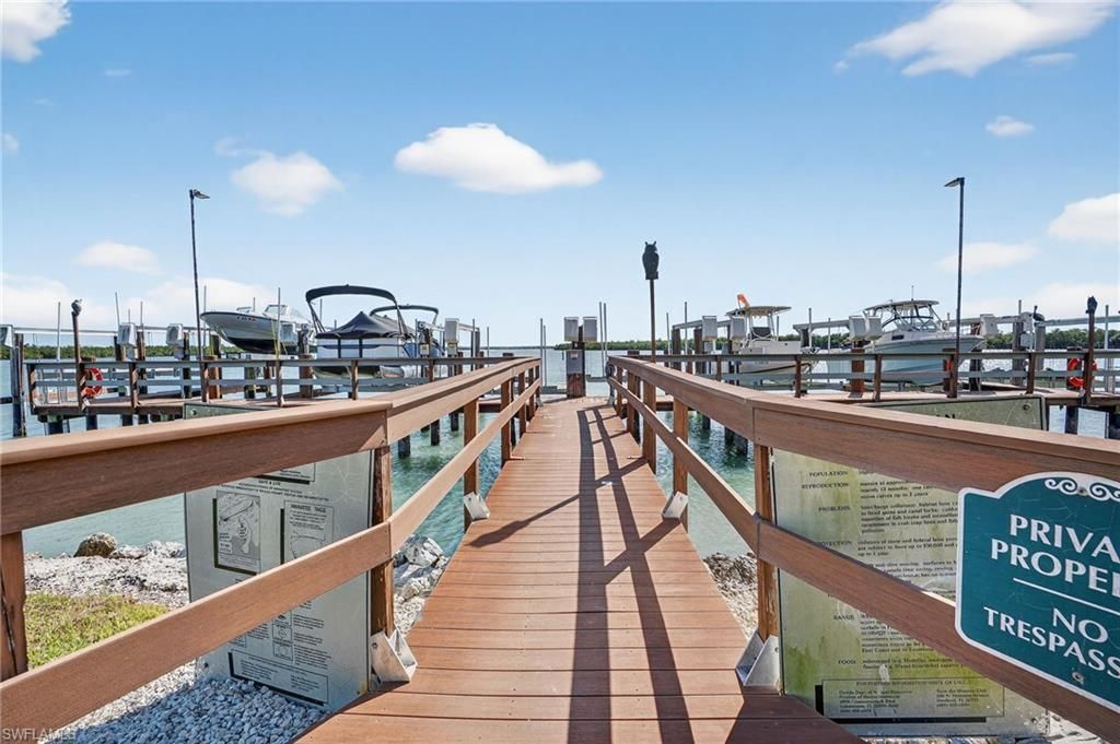 611 Palm Ave, Unit J40, Goodland, FL 34140 Photo