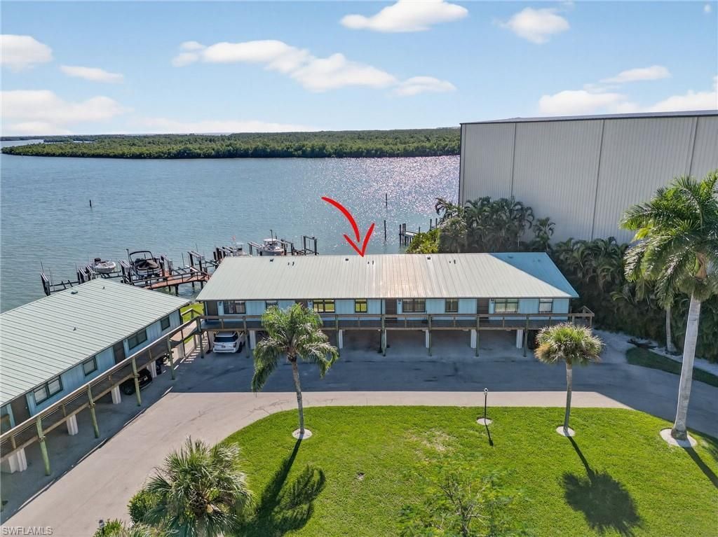 611 Palm Ave, Unit J40, Goodland, FL 34140 Photo