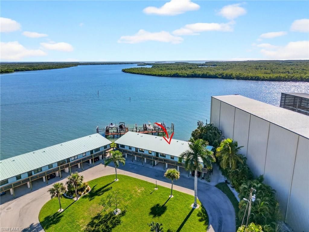 611 Palm Ave, Unit J40, Goodland, FL 34140 Photo