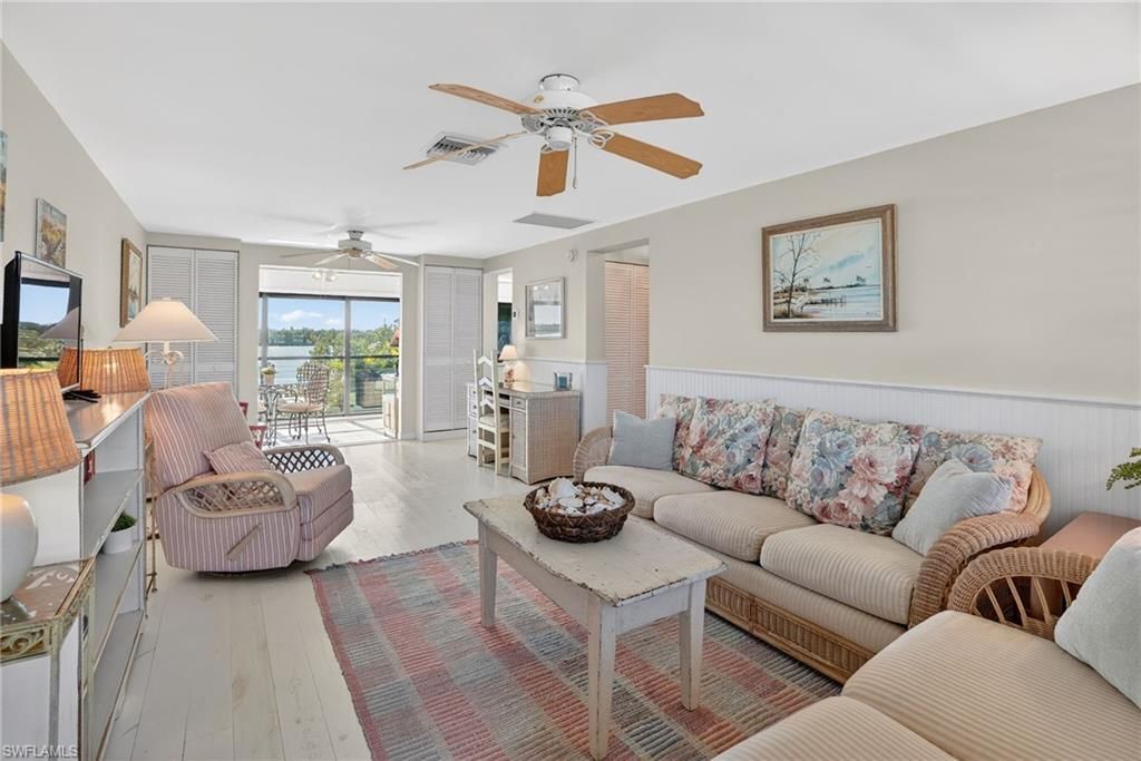 611 Palm Ave, Unit J40, Goodland, FL 34140 Photo