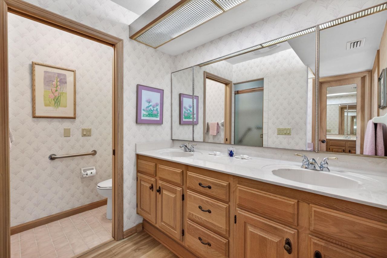 1422 Sanderling Cir, Sanibel, FL 33957 Photo