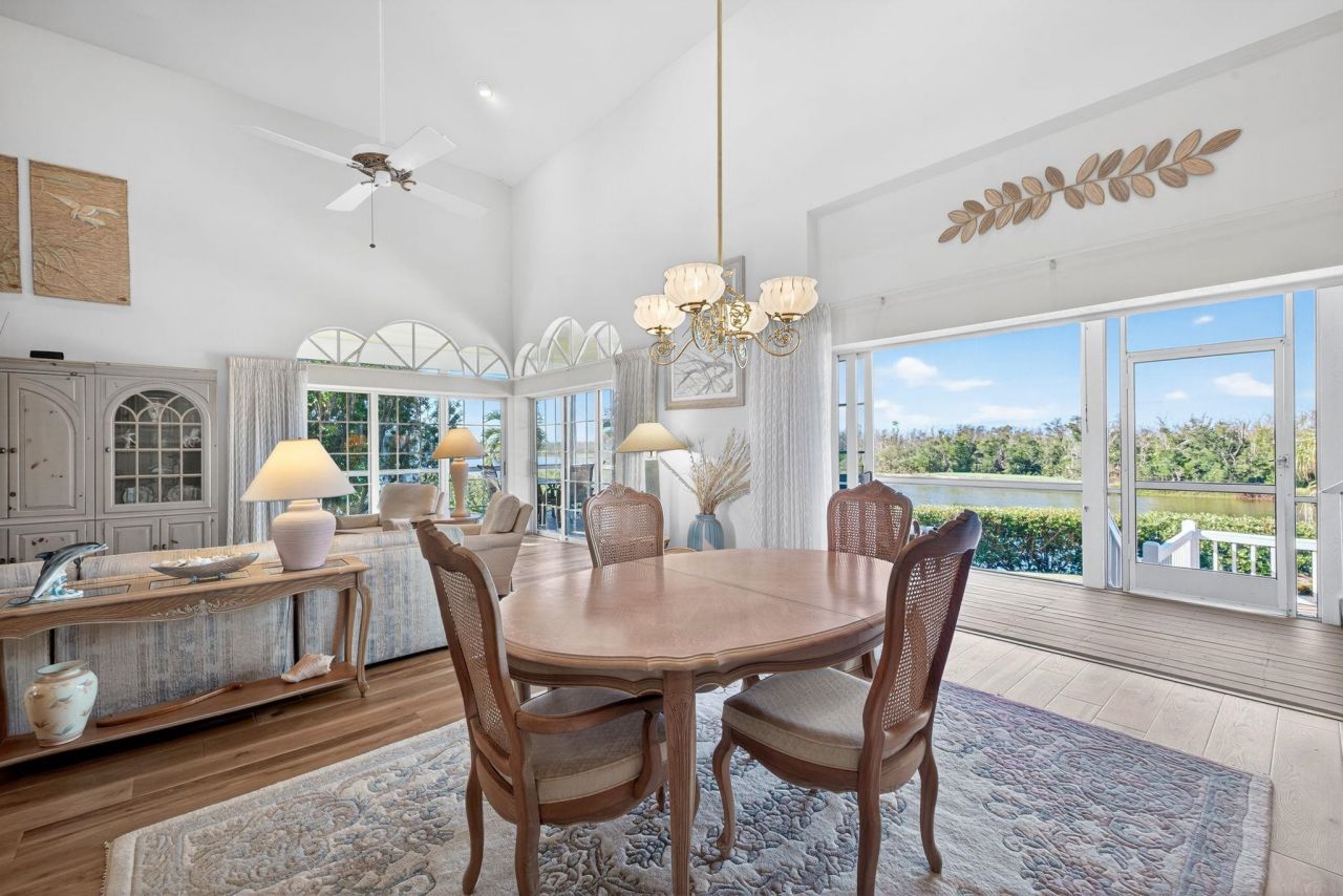 1422 Sanderling Cir, Sanibel, FL 33957 Photo