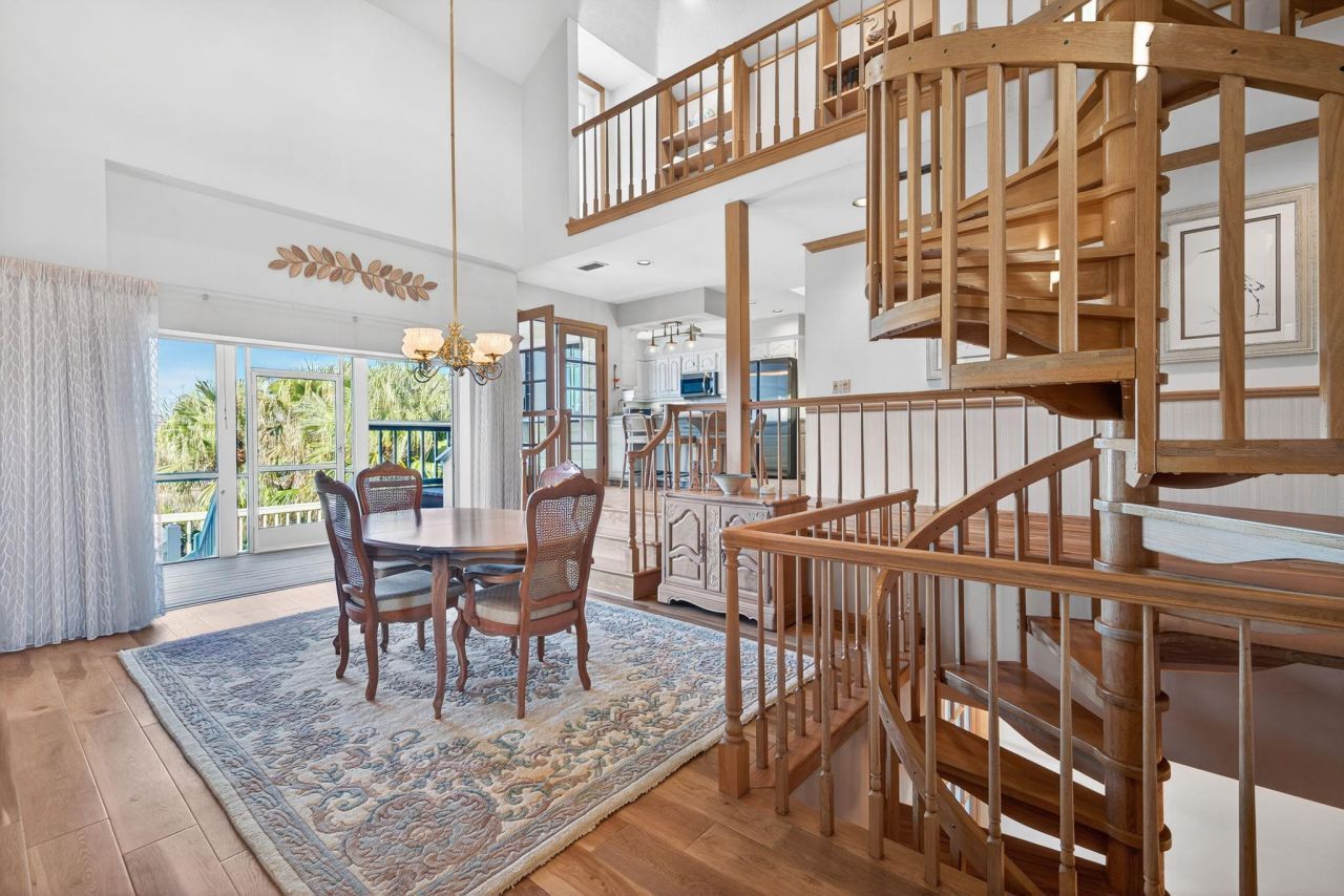 1422 Sanderling Cir, Sanibel, FL 33957 Photo