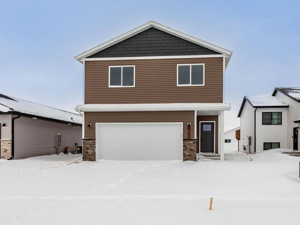 6753 67 Avenue S, Horace, ND 58047