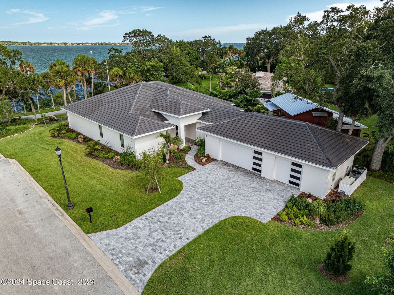 11 Bayshore Court , Rockledge, FL 32955 Photo