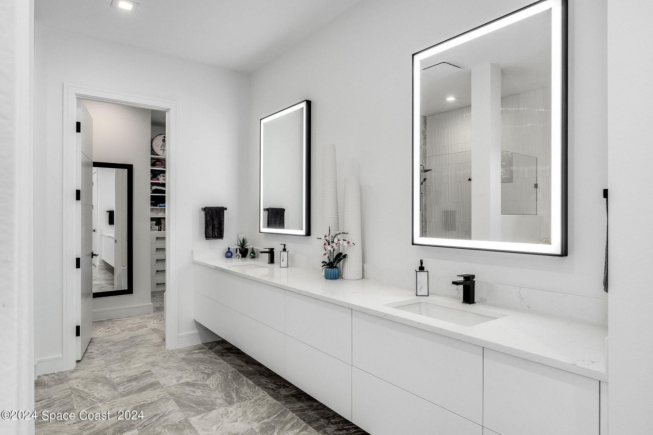 11 Bayshore Court , Rockledge, FL 32955 Photo