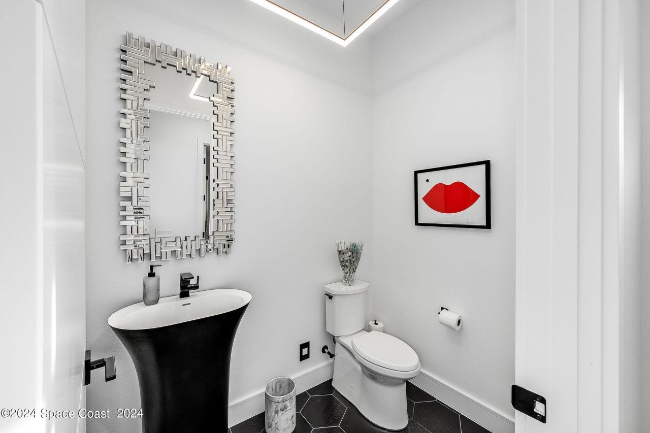 11 Bayshore Court , Rockledge, FL 32955 Photo