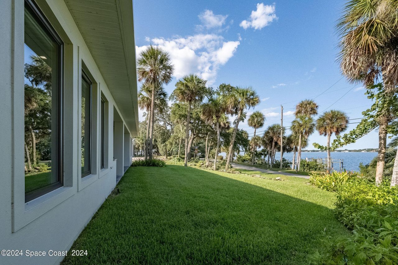 11 Bayshore Court , Rockledge, FL 32955 Photo