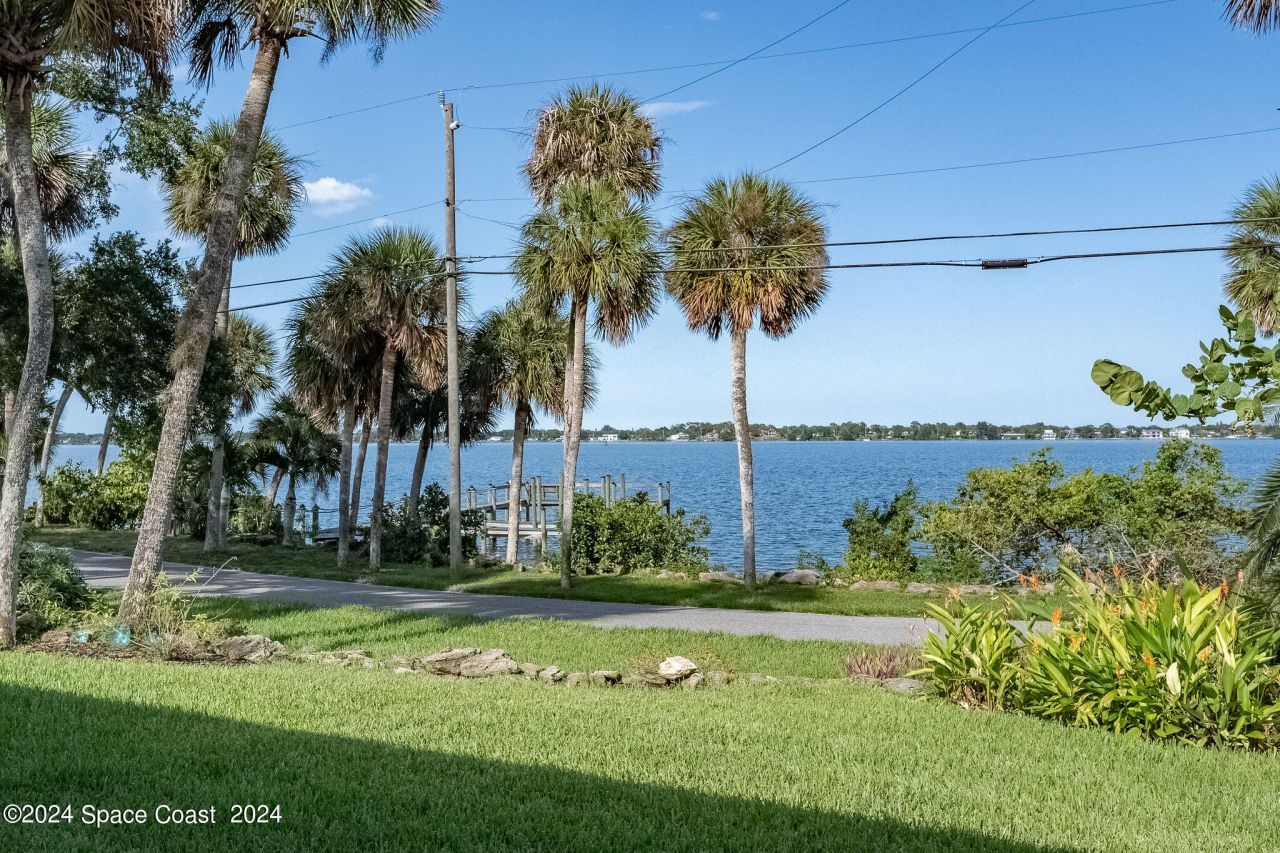 11 Bayshore Court , Rockledge, FL 32955 Photo