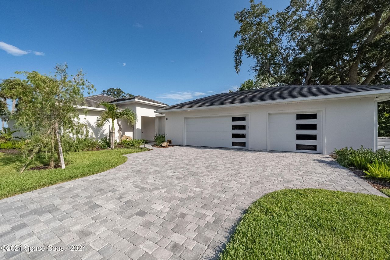 11 Bayshore Court , Rockledge, FL 32955 Photo