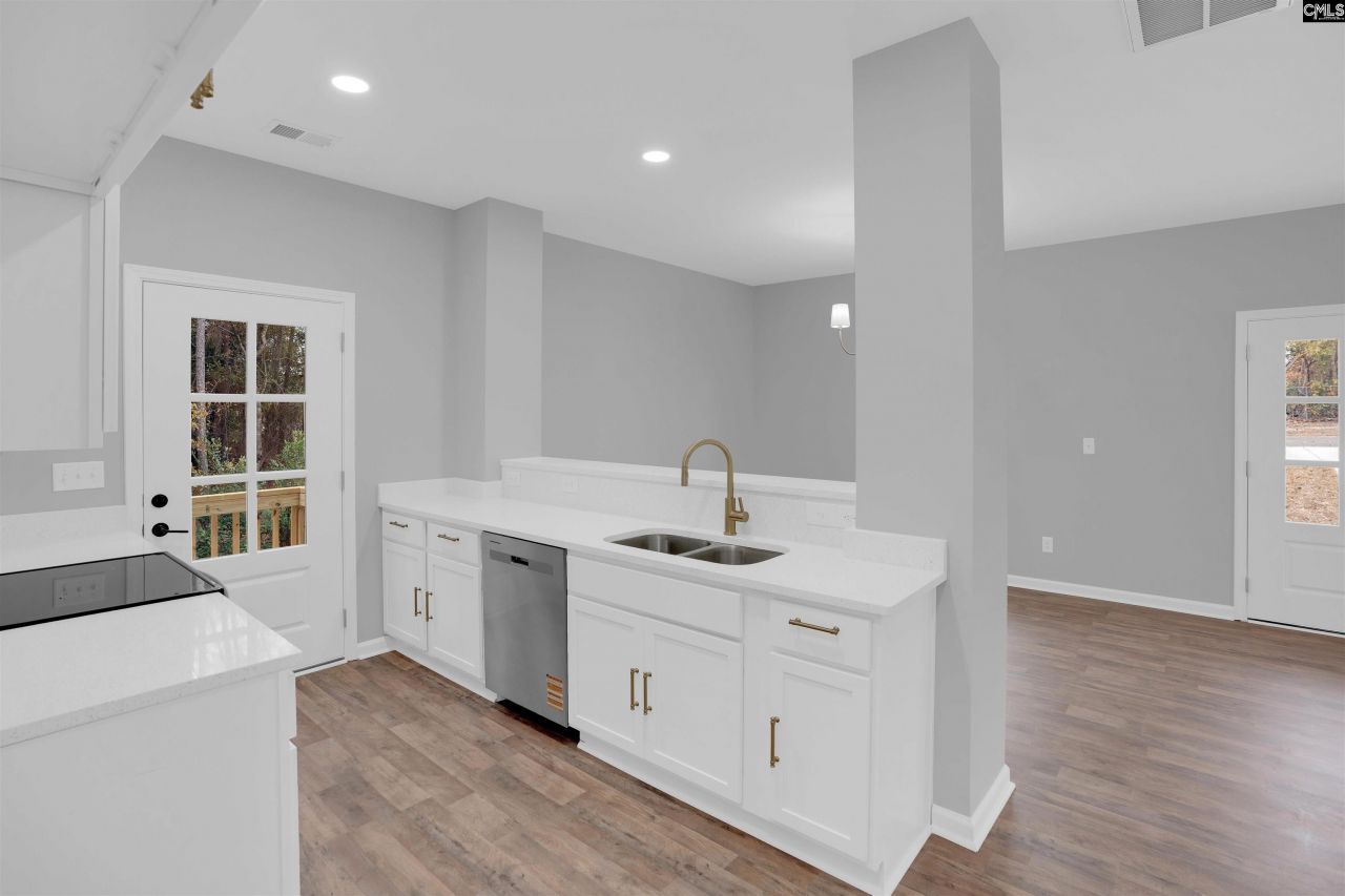 1179 Lake Shire Drive Photo 14