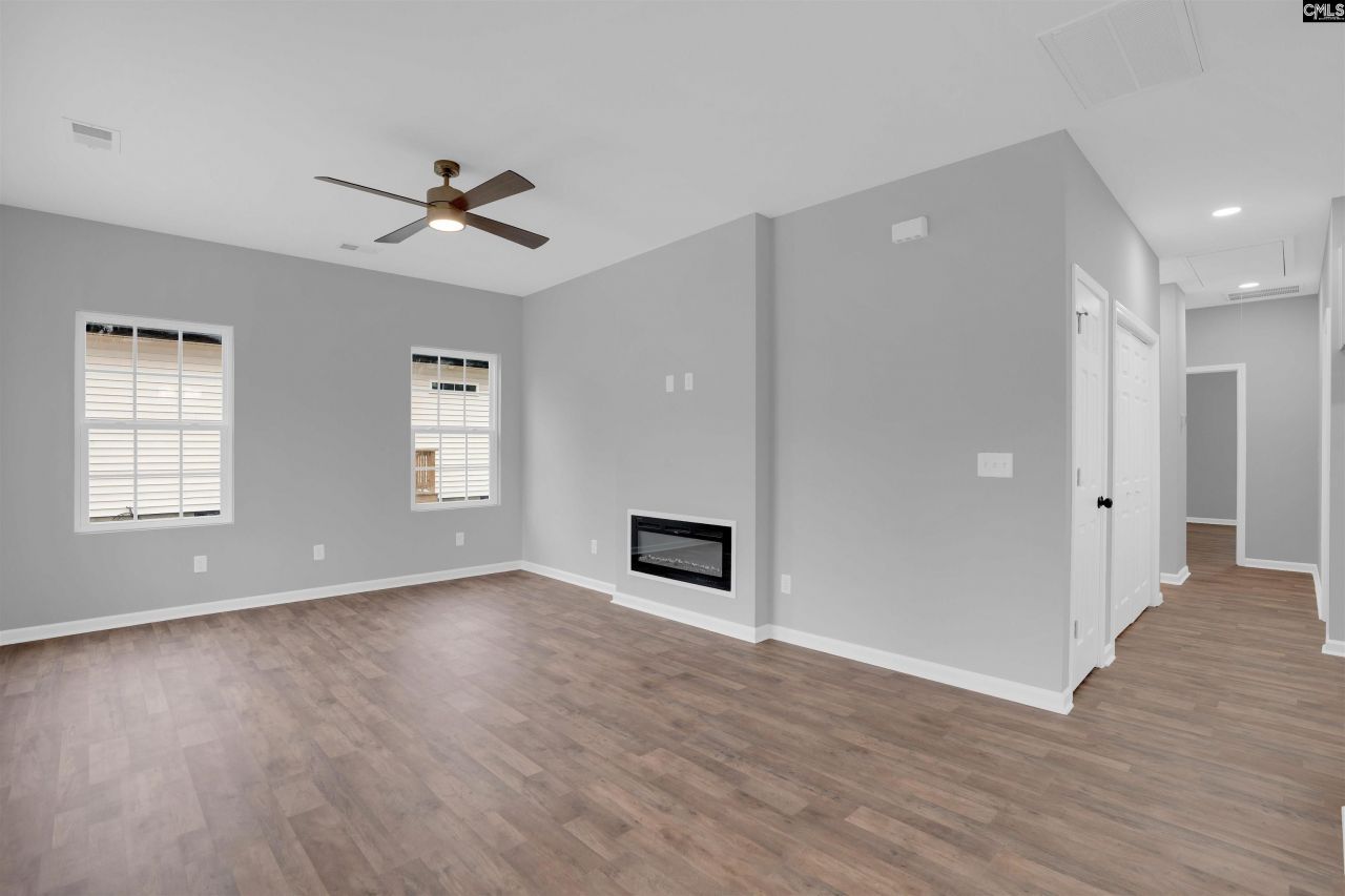 1179 Lake Shire Drive Photo 6