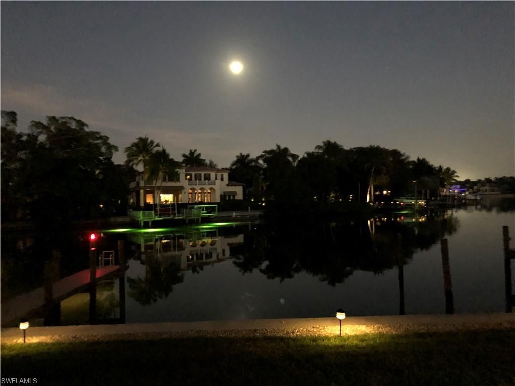 1910 Gulf Shore Blvd N, Unit 112, Naples, FL 34102 Photo