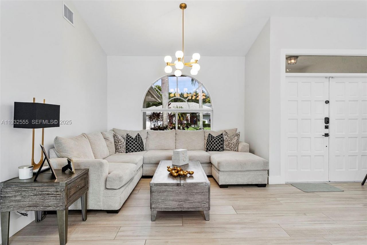 550 NW 110th Ave, Plantation, FL 33324 Photo