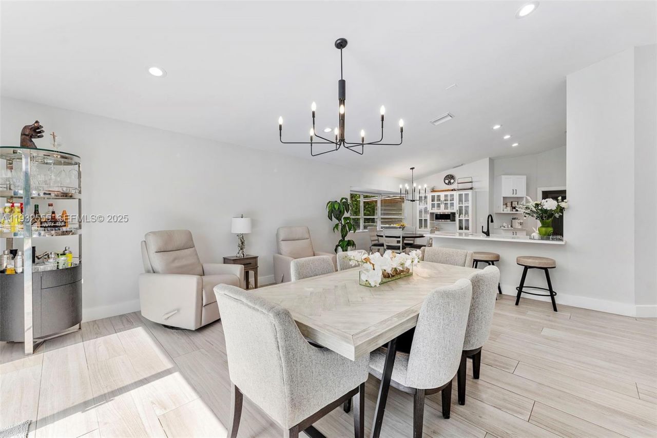 550 NW 110th Ave, Plantation, FL 33324 Photo