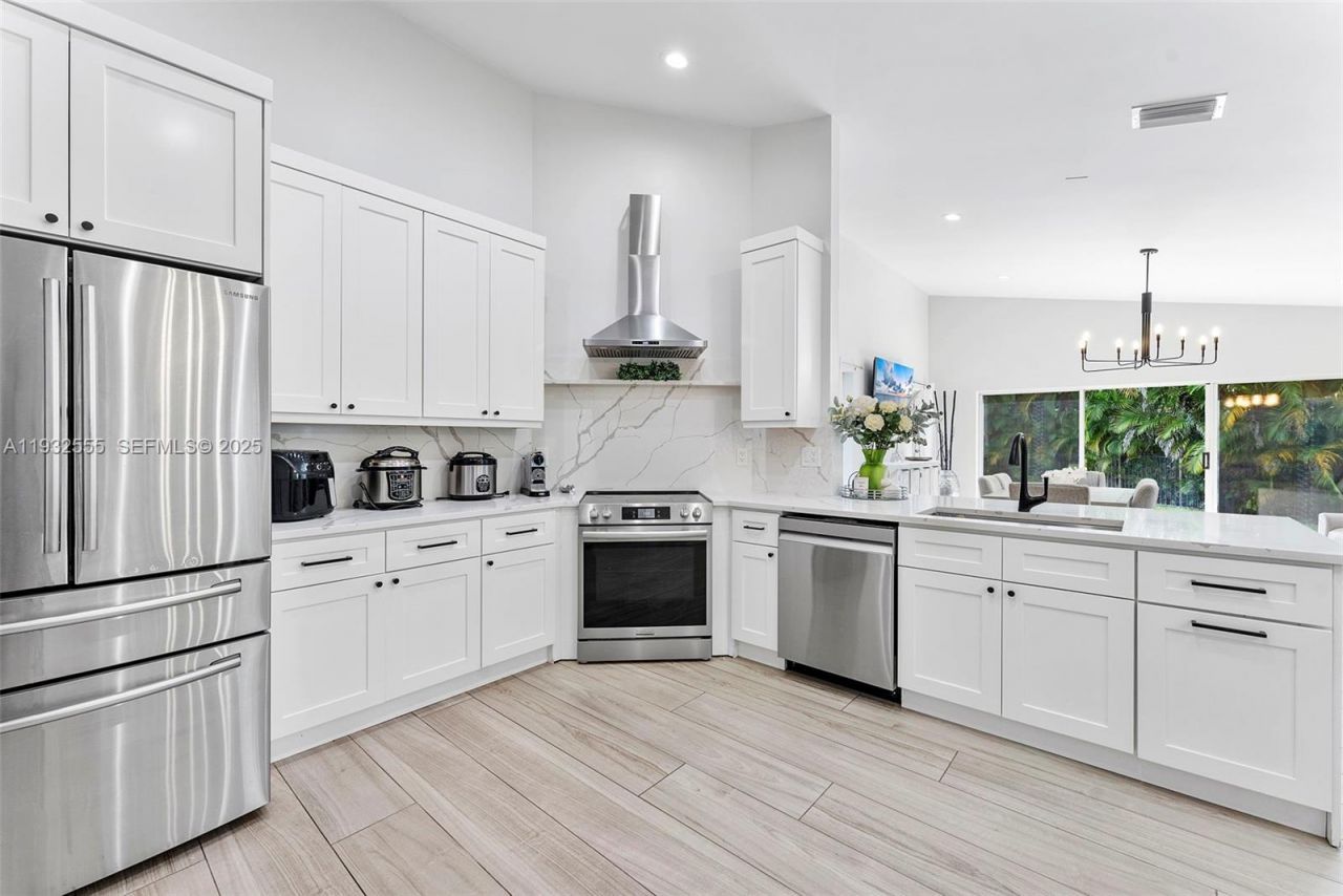 550 NW 110th Ave, Plantation, FL 33324 Photo