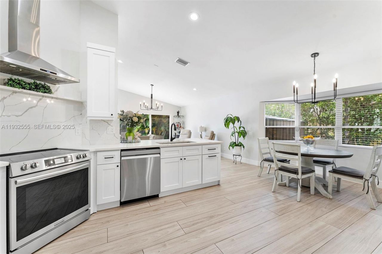 550 NW 110th Ave, Plantation, FL 33324 Photo