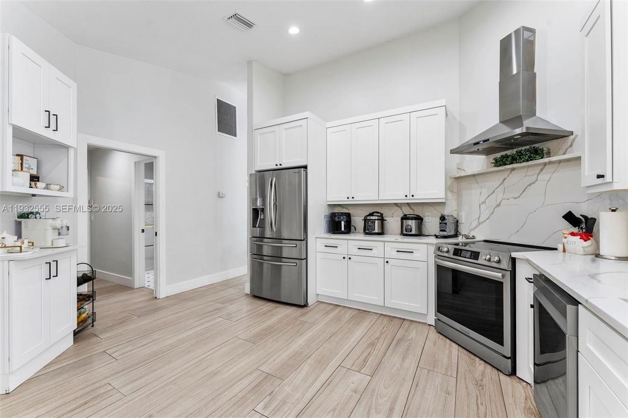 550 NW 110th Ave, Plantation, FL 33324 Photo