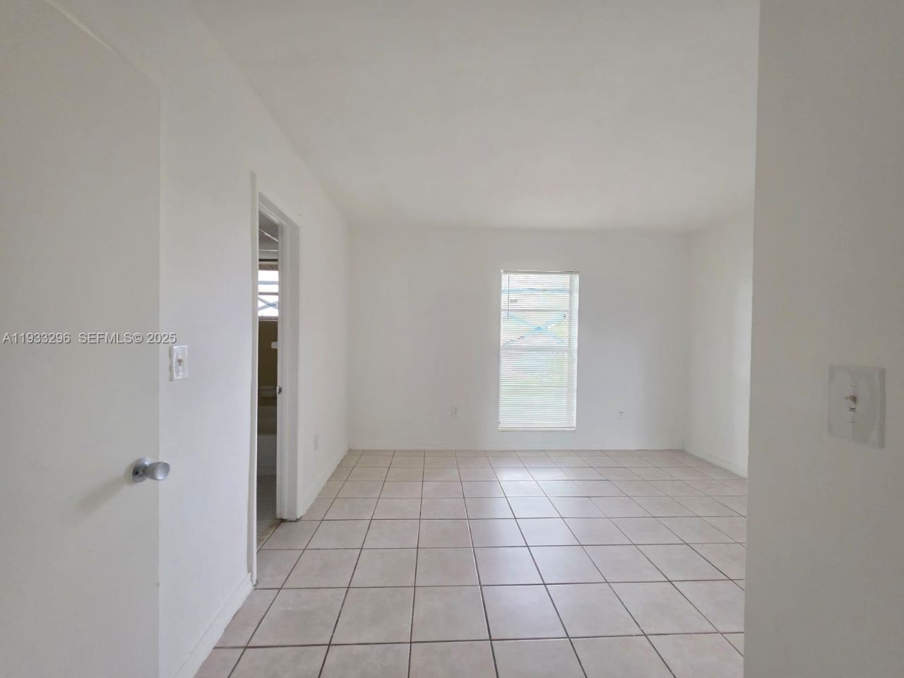 1330 W 54th St, Unit 108C, Hialeah, FL 33012 Photo