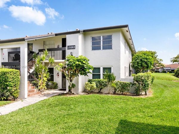 13283 Pineapple Palm Ct, Unit F, Delray Beach, FL 33484