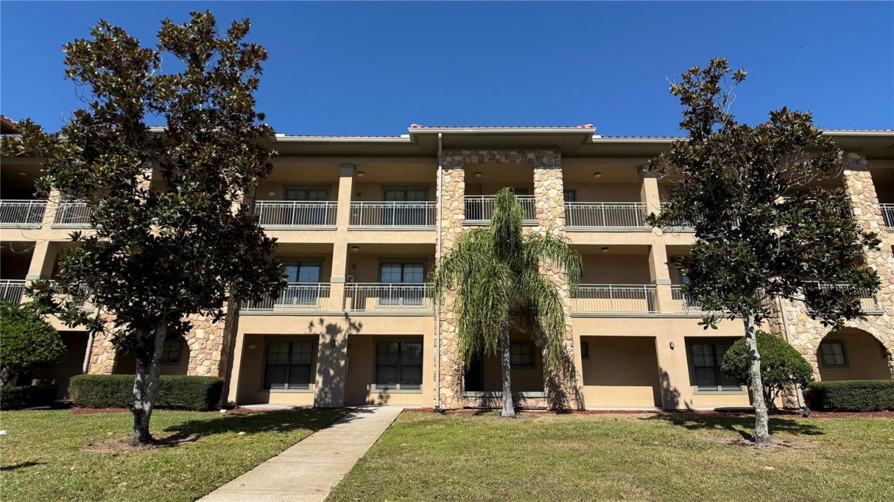 901 Charo Parkway, Unit 735, Davenport, FL 33897 Main Photo