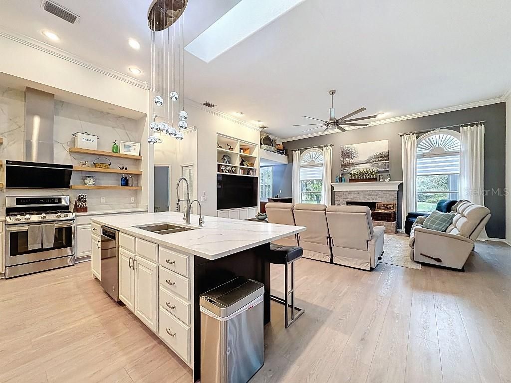 8805 Crosswood Court, Riverview, FL 33578 Photo