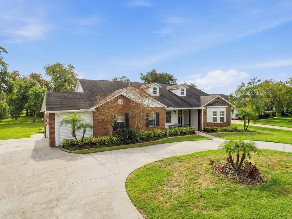 8805 Crosswood Court, Riverview, FL 33578 Photo