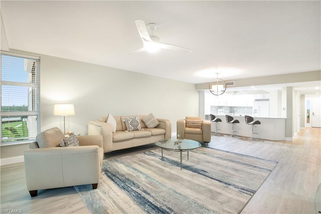 21 Bluebill Ave, Unit B-303, Naples, FL 34108 Photo