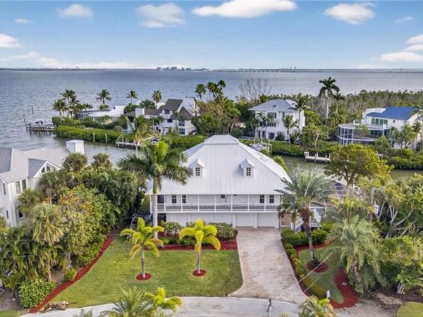 1480 Angel DR, SANIBEL, FL 33957