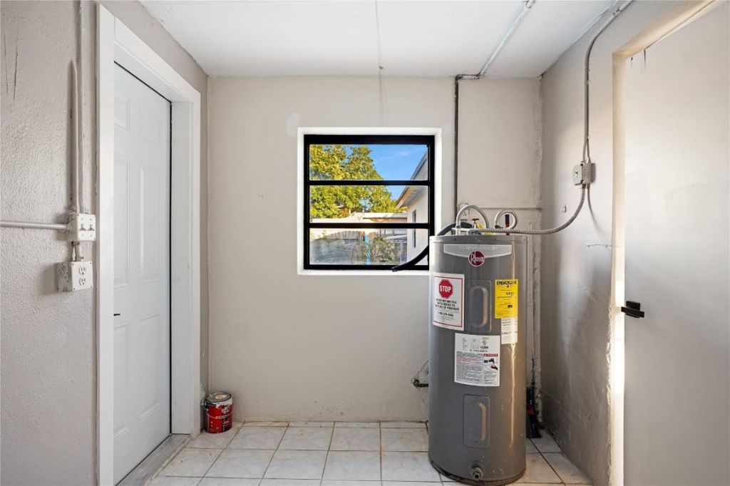 3613 SW 1st Street, Fort Lauderdale, FL 33312 Photo