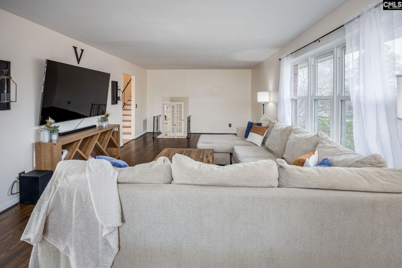 560 Edisto Drive Photo 10