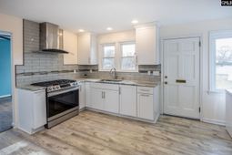 560 Edisto Drive photo 4