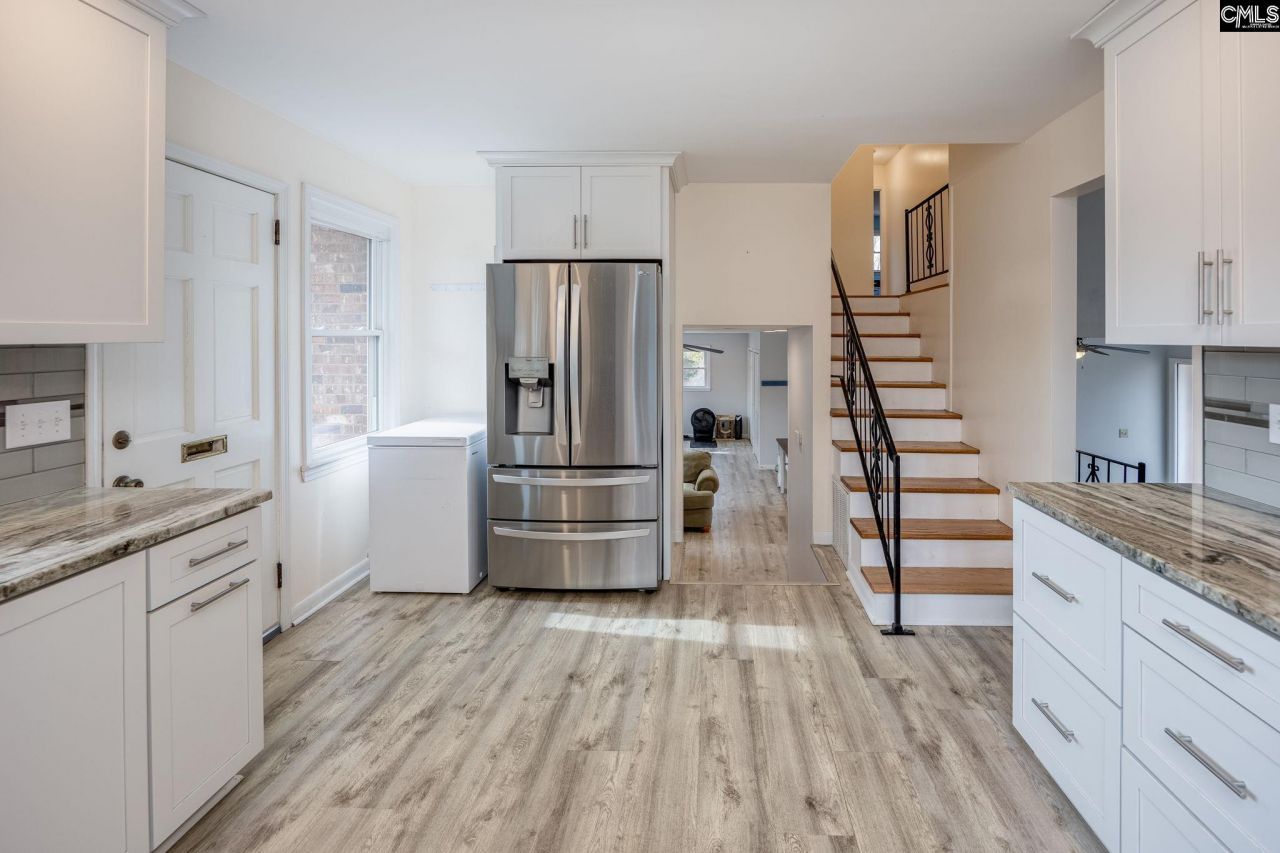 560 Edisto Drive Photo 8