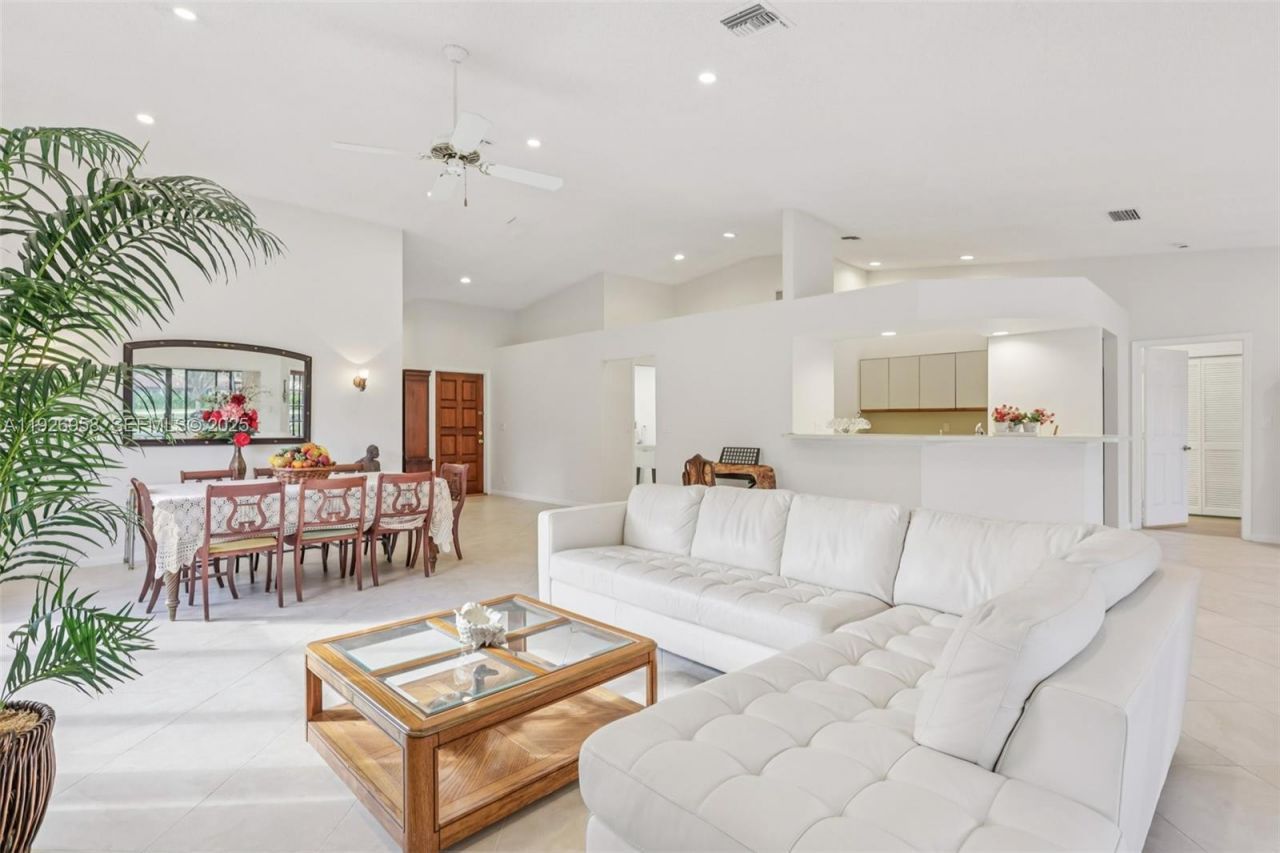 22792 Marbella Cir, Boca Raton, FL 33433 Photo