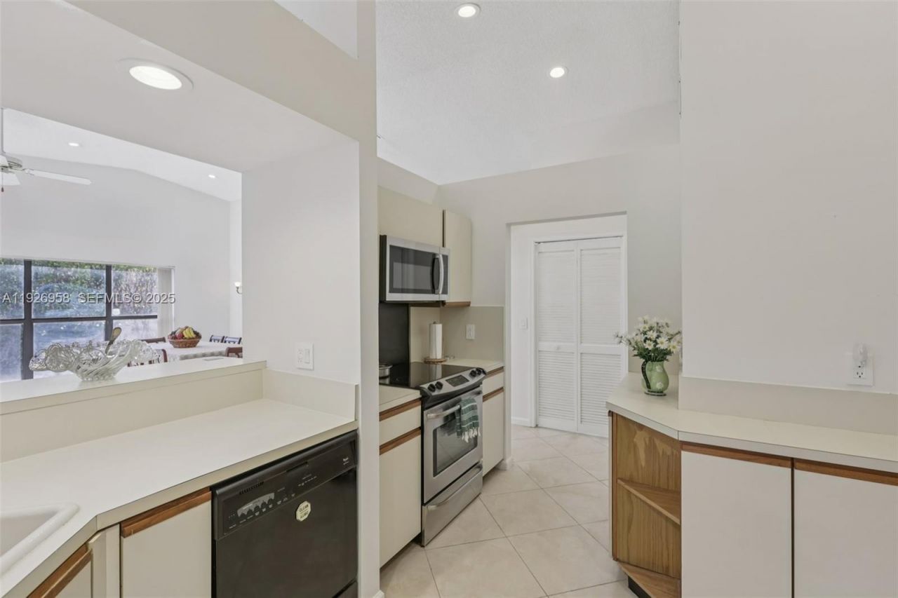 22792 Marbella Cir, Boca Raton, FL 33433 Photo