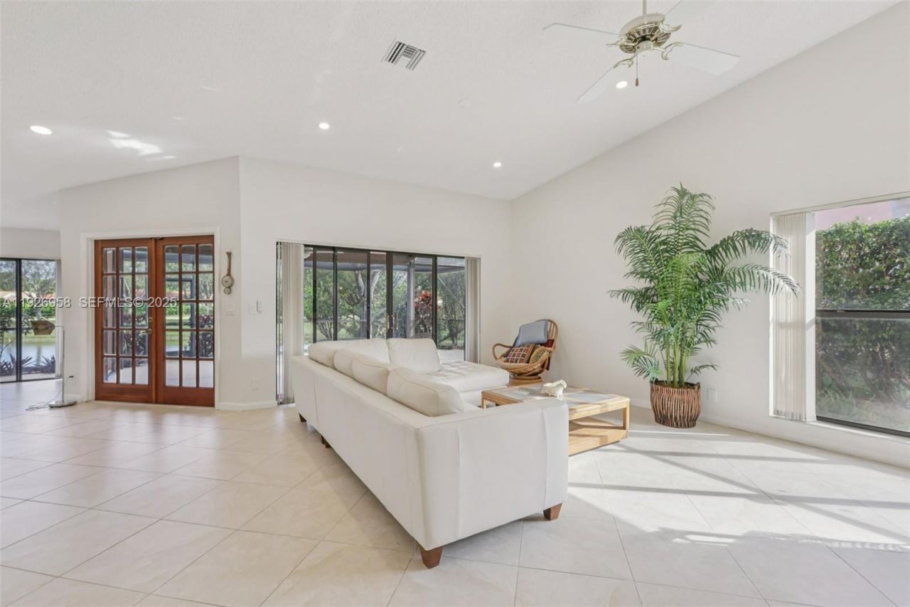 22792 Marbella Cir, Boca Raton, FL 33433 Photo