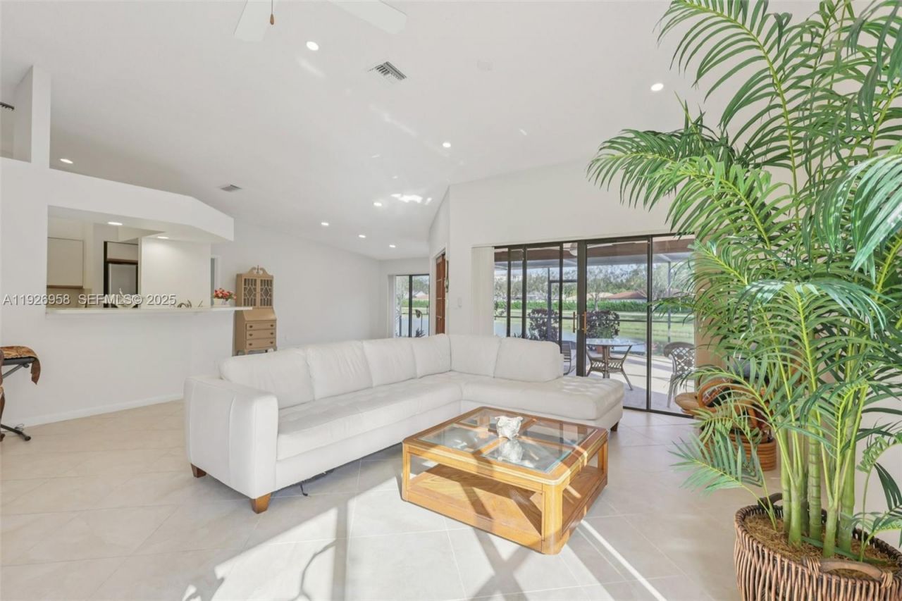 22792 Marbella Cir, Boca Raton, FL 33433 Photo