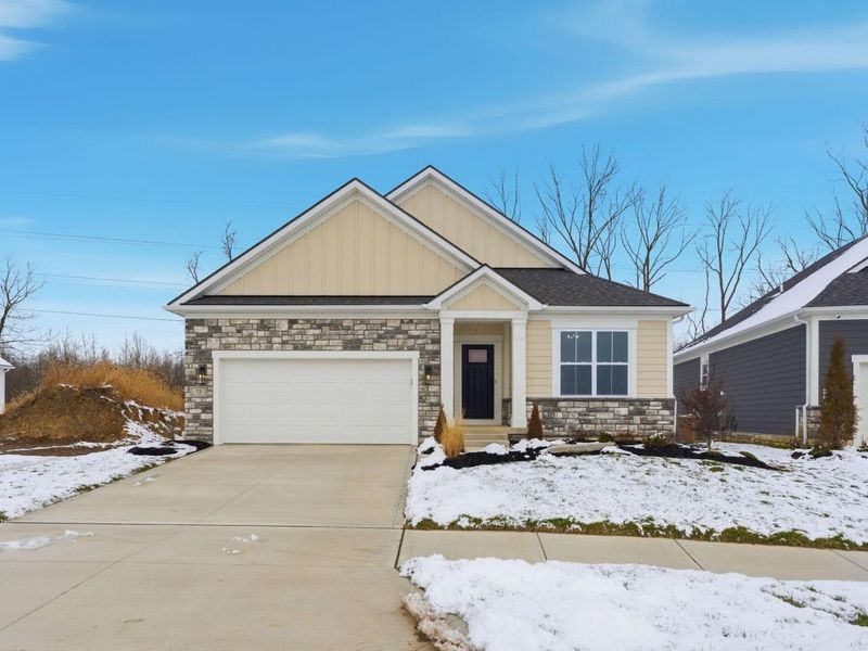 73 Corsica Way , Delaware, OH 43015 Photo 2