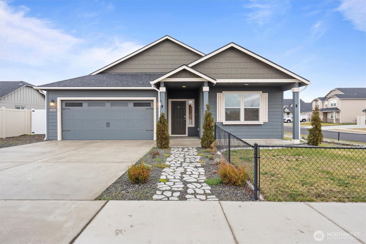 4210 Cove West, Moses Lake, WA 98837 Main Photo