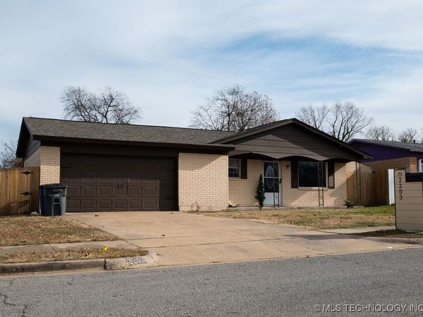 2203 S 124th East Avenue, Tulsa, OK 74129